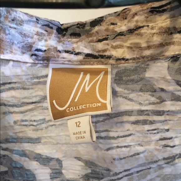 Beautiful long sleeve top by JM collection - Picture 7 of 7